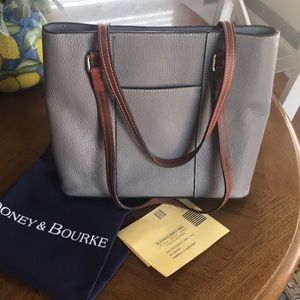 Dooney & Bourke leather small Lexington tote